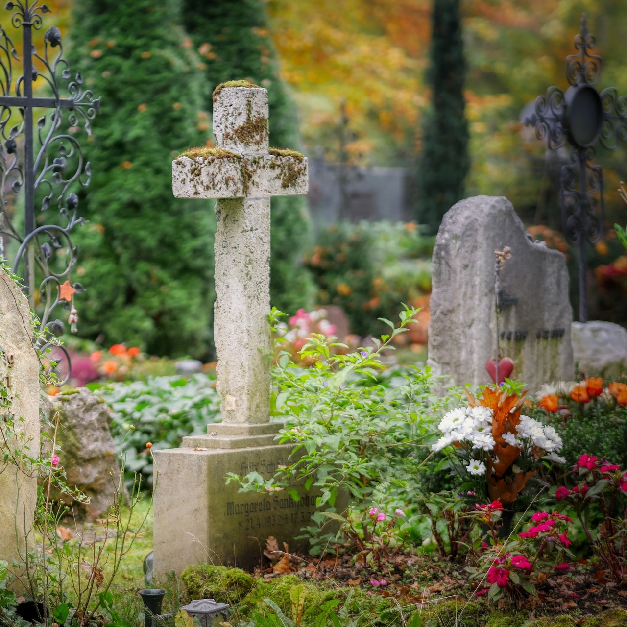 Friedhofssatzungen & -gebührenordnungen